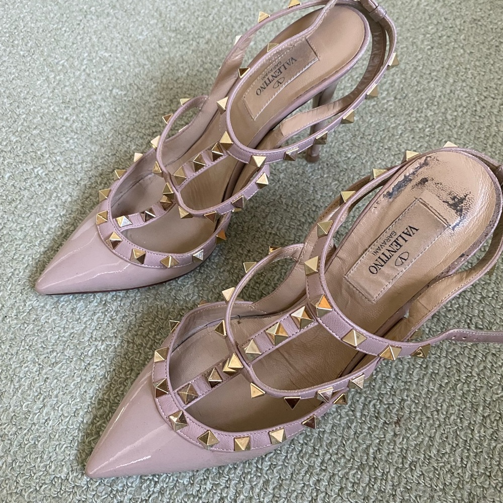 Valentino pumps